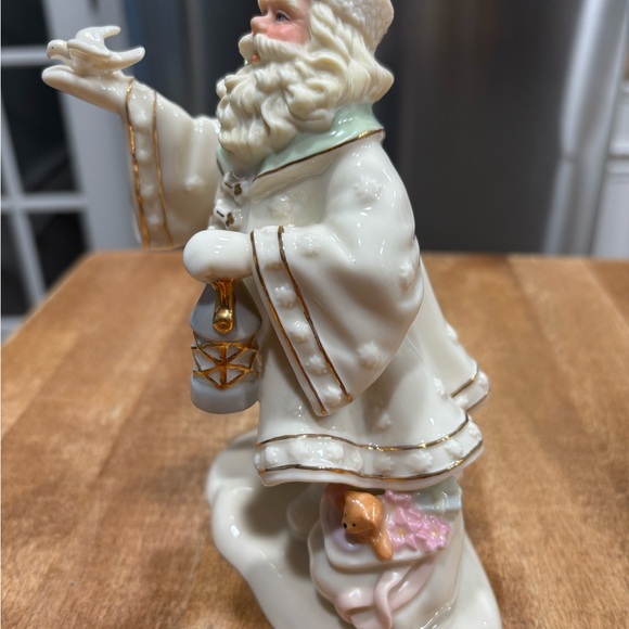 Lenox Classic Grandfather Frost Figurine - Picture 4 of 8